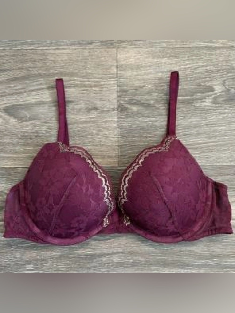 Victorias Secret Dream Angels Lace Push Up Bra Size 34DD